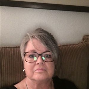 Meet your Posher, Sheila